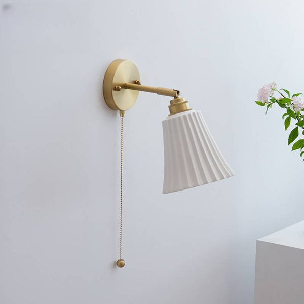 AcsádLume | Wandwandleuchte aus Messing und Keramik - LICHTZOONE