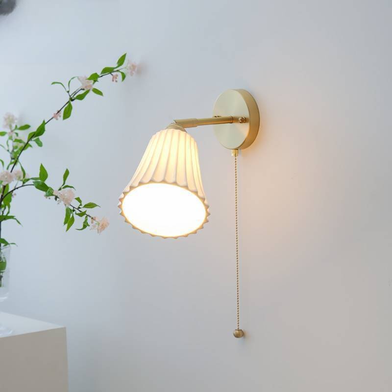 AcsádLume | Wandwandleuchte aus Messing und Keramik - LICHTZOONE