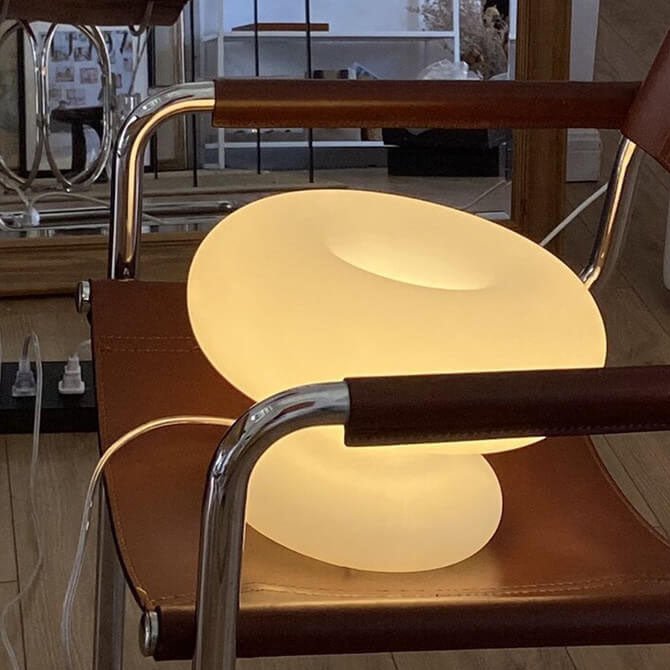 FarkasLuxe | Milchglas Pilz Tischlampe - LICHTZOONE
