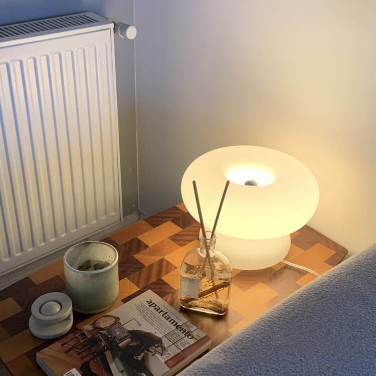 FarkasLuxe | Milchglas Pilz Tischlampe - LICHTZOONE