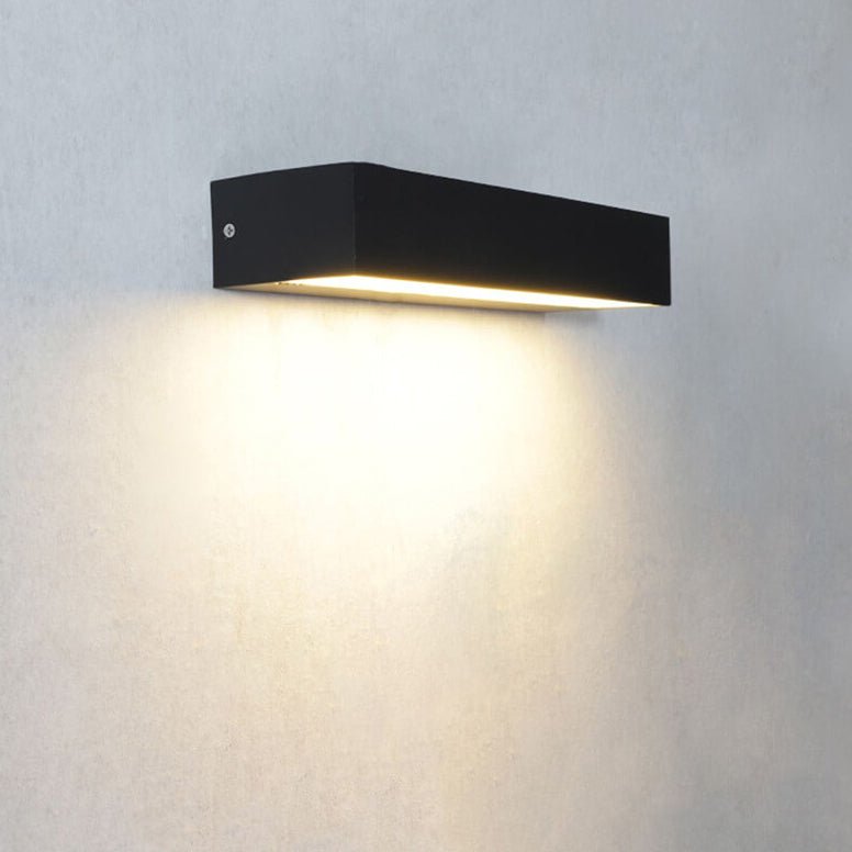 LinearBojta | Wasserdichte LED Außenwandbeleuchtung - LICHTZOONE